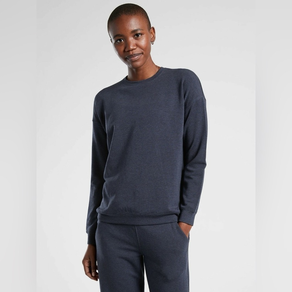 Athleta Women's Medium Balance Pullover Top Navy Blue Stripe Crew Neck Lounge